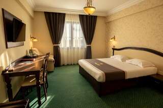Отель Magus Hotel Бая-Маре Улучшенный номер с кроватью размера «king-size»-10